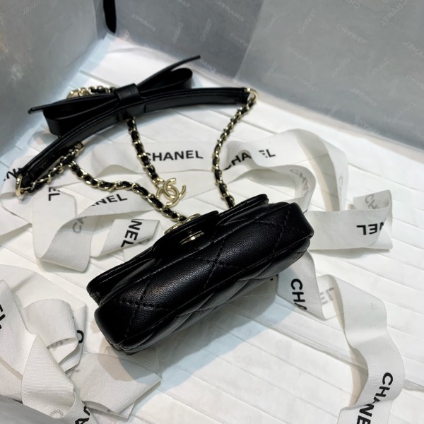  Handbag  Chanel 10603 size  10 2 7.5 cm