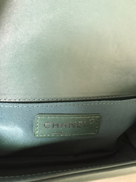  Handbag  Chanel  67086  size 14.5×25×8 cm