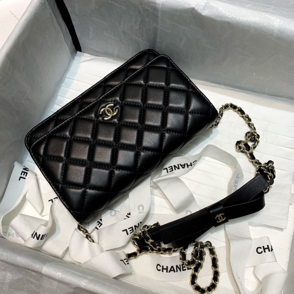 Handbag  Chanel 10601 size 19 cm