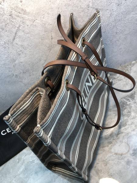  Handbag  Chanel  size 43*35*15 cm