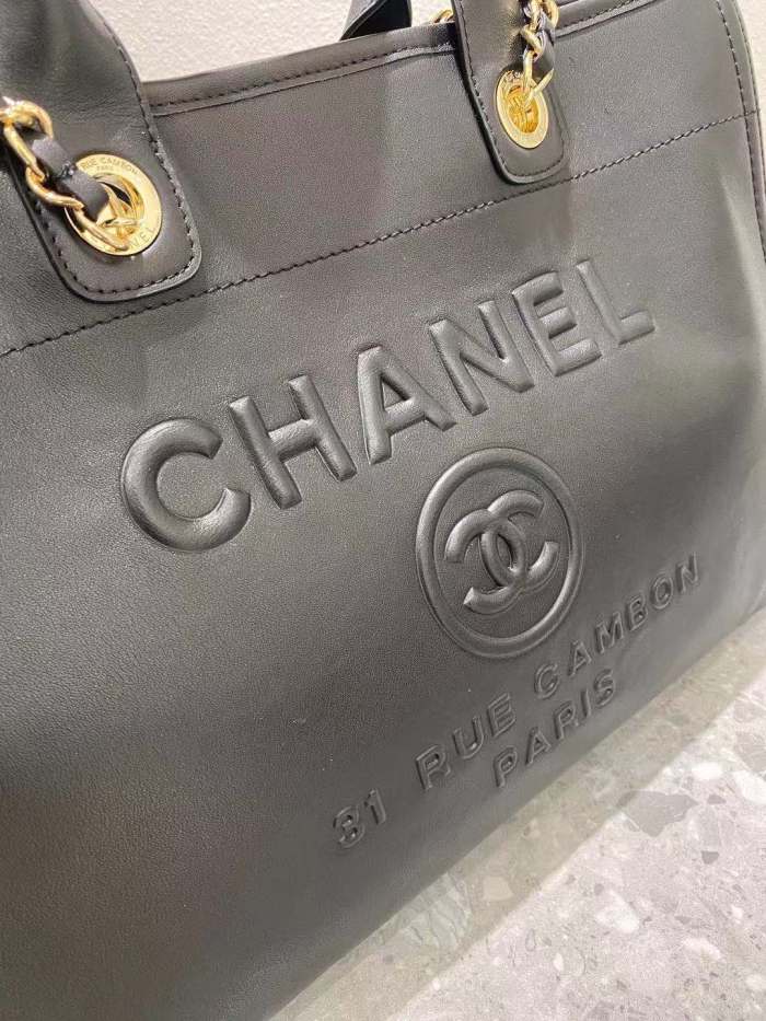  Handbag  Chanel 66941 size  39 cm