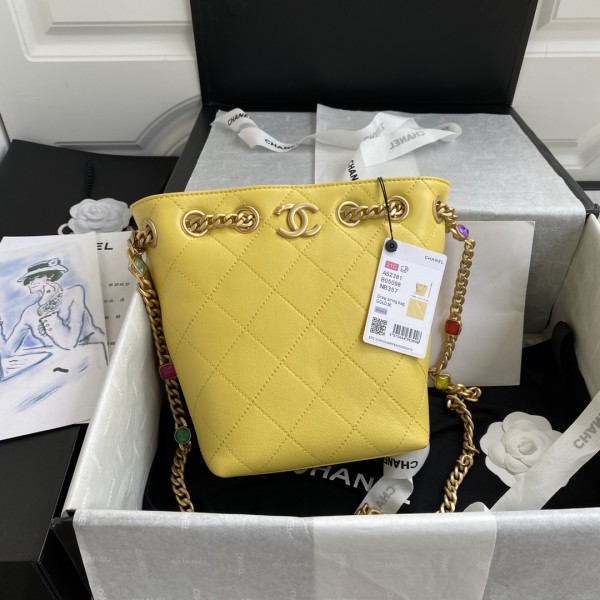 Handbag  Chanel AS2381 size 19*23.5*9.5 cm