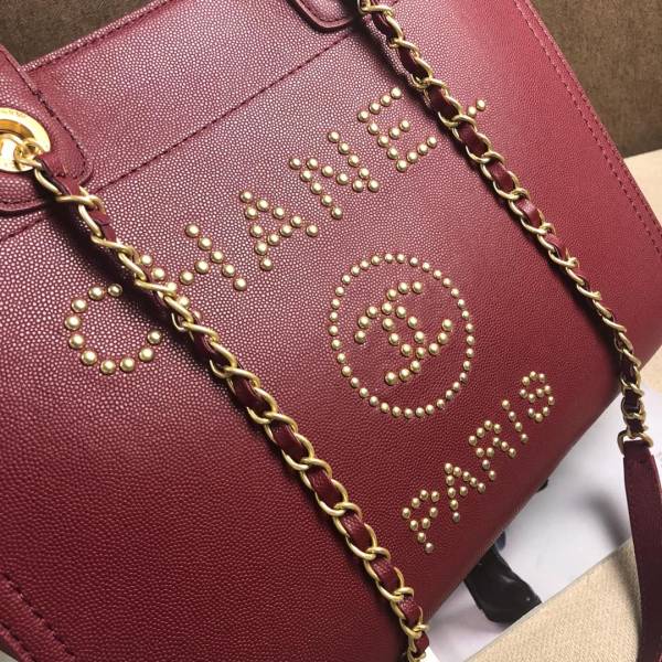  Handbag Chanel  size  33 cm