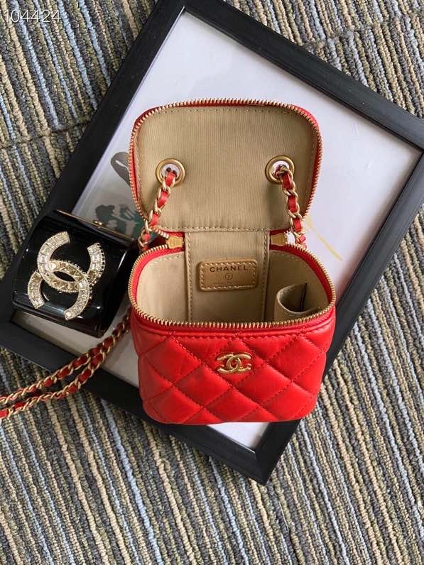  Handbag  Chanel P1447 size 8.5x11x7 cm