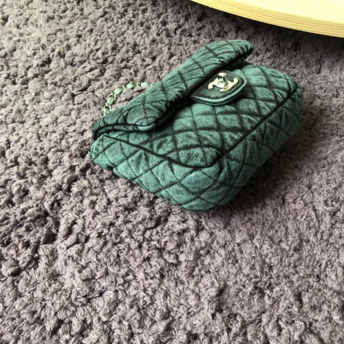  Handbag   Chanel S1309 size 12x23x8  cm