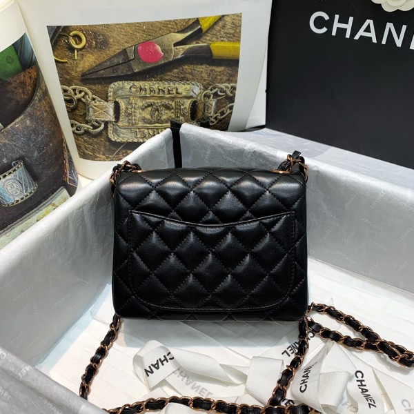  Handbag  Chanel  115  size  17 cm