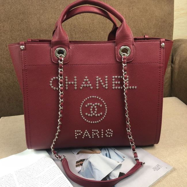  Handbag Chanel  size 33 cm