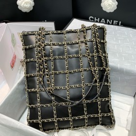  Handbag  Chanel 1383 size  36 31 4 cm