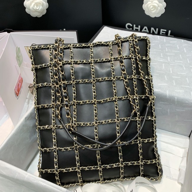  Handbag  Chanel 1383 size  36 31 4 cm