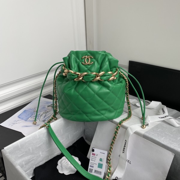  Handbag  Chanel AS2425 size  23*21*15 cm