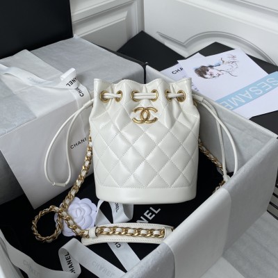  Handbag  Chanel   AS2716 size  19x15x12.5 cm
