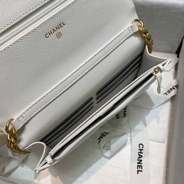  Handbag  Chanel 81153 size  19 cm