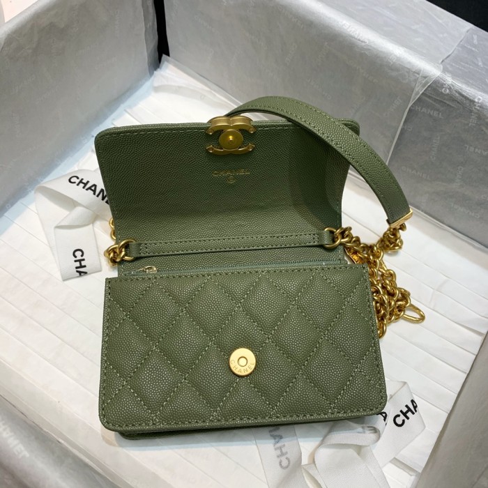  Handbag  Chanel 81155  size 15.5 10 4.5 cm