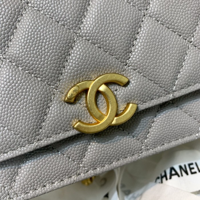  Handbag  Chanel 81155 size 15.5 10 4.5 cm