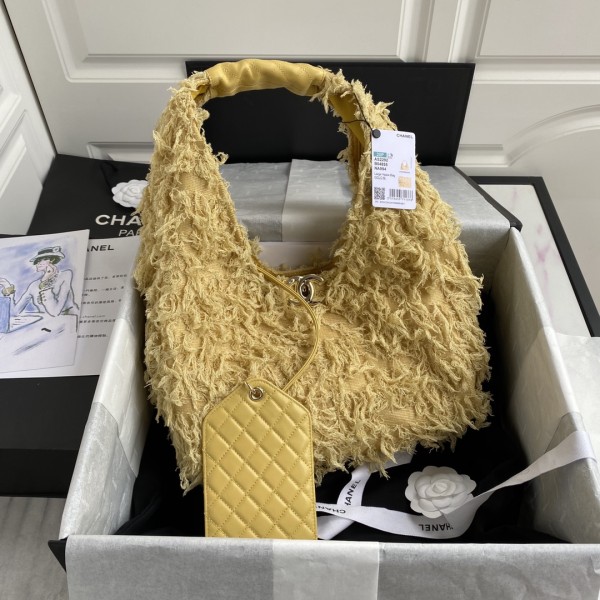  Handbag  Chanel AS2291 size  40*32*19  cm