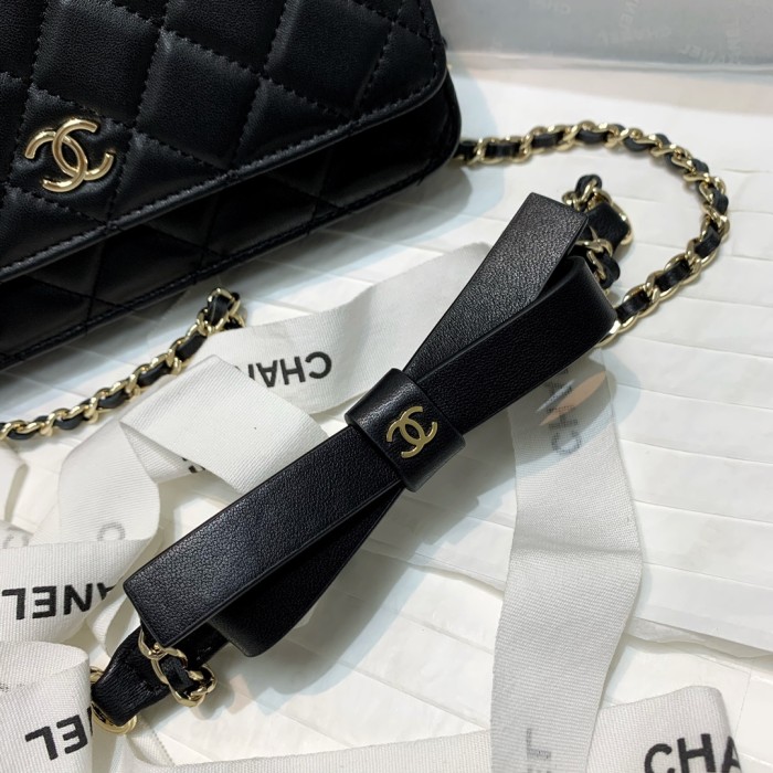 Handbag  Chanel 10601 size 19 cm