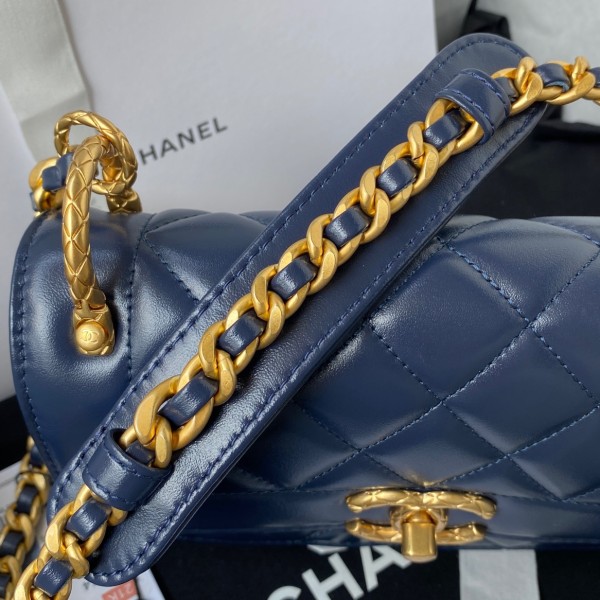 Handbag  Chanel   AS2714  size  12×20×6 cm