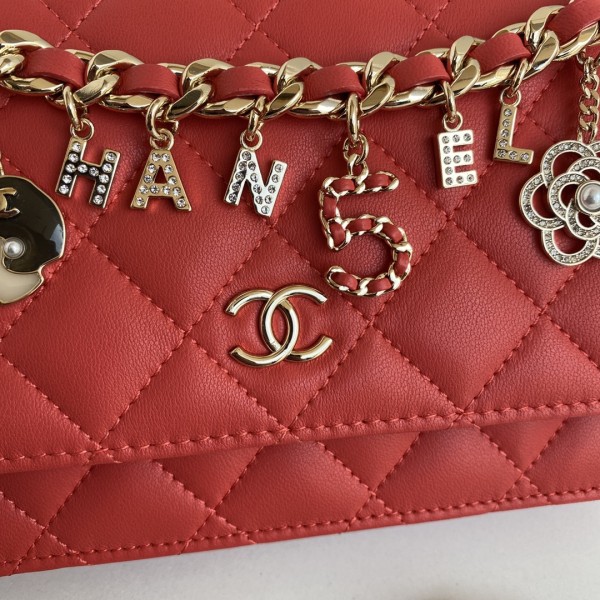  Handbag Chanel  AP1960 size 12.3×19.2×3.5 cm