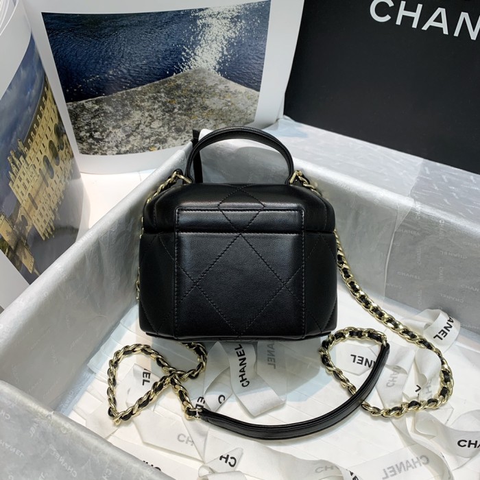 Handbag  Chanel AS2360 size 16.5 15.5 11.5 cm