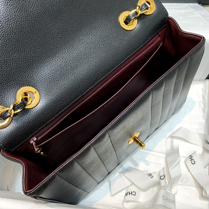  Handbag  Chanel   A88 size 30.21.8 cm