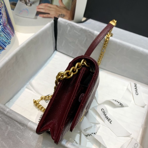  Handbag  Chanel 81153 size  19 cm