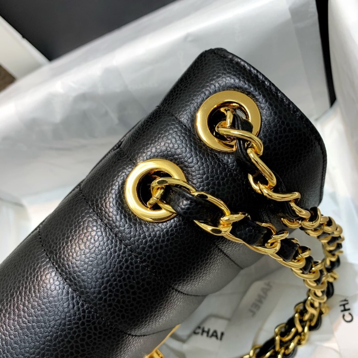  Handbag  Chanel   A88 size 30.21.8 cm