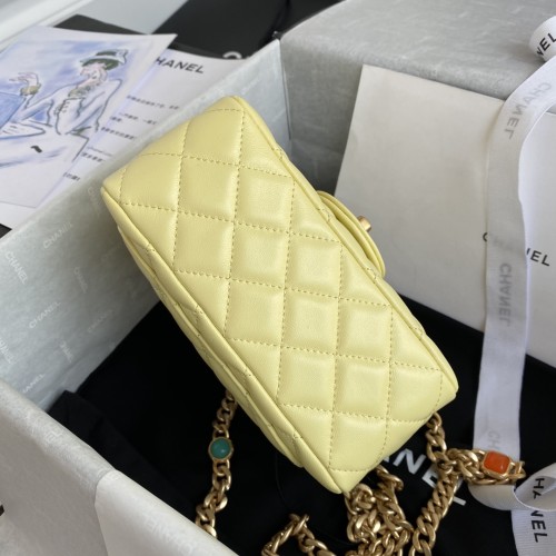 Handbag  Chanel AS2379 size 12*17*8 cm