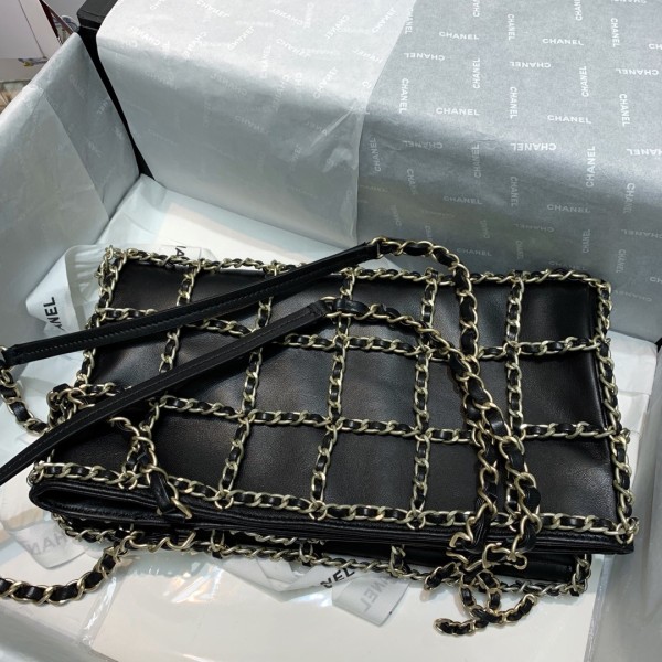  Handbag  Chanel 1383 size  36 31 4 cm