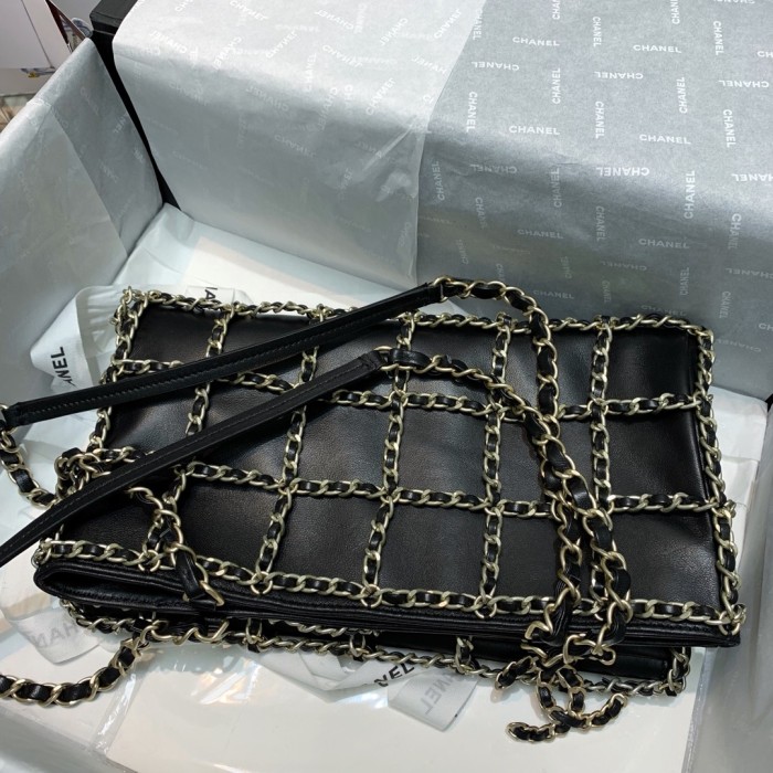  Handbag  Chanel 1383 size  36 31 4 cm