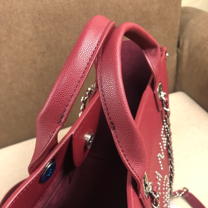  Handbag Chanel  size 33 cm