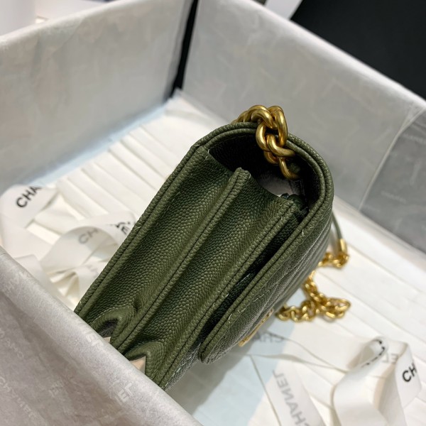  Handbag  Chanel 81155  size 15.5 10 4.5 cm