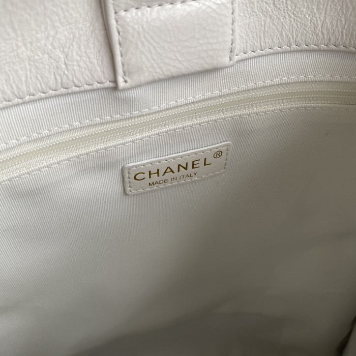  Handbag  Chanel AS1945 size  32 30 10 cm