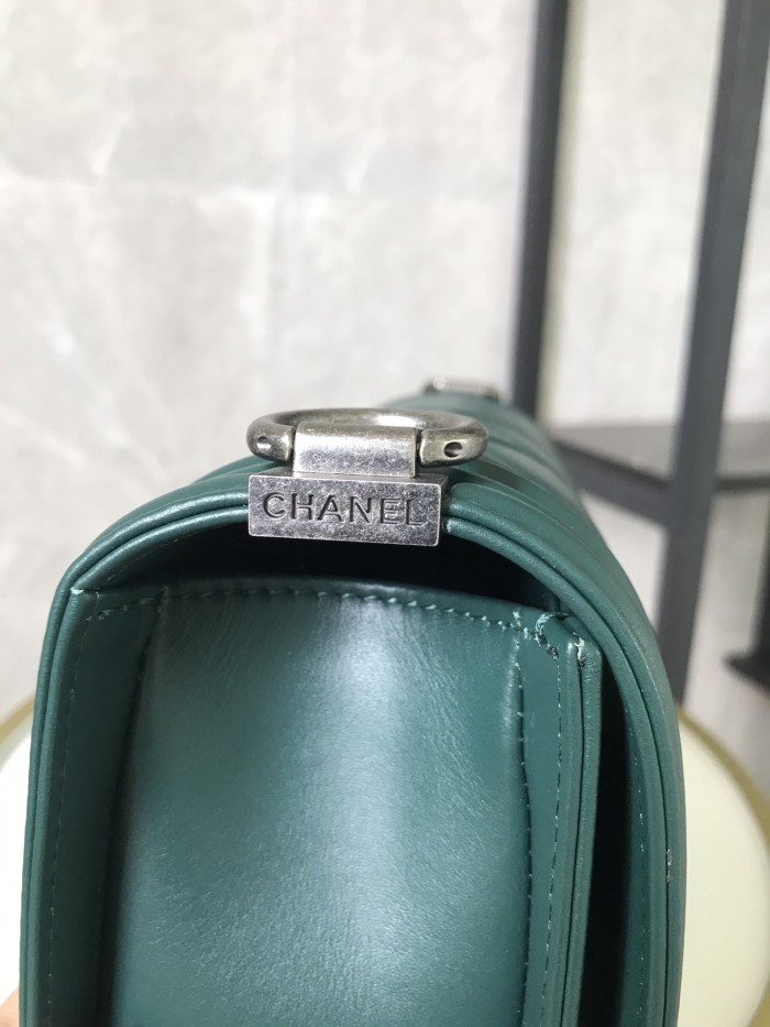  Handbag  Chanel  67086  size 14.5×25×8 cm