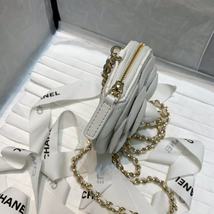  Handbag  Chanel  82121  size  11 11 2 cm