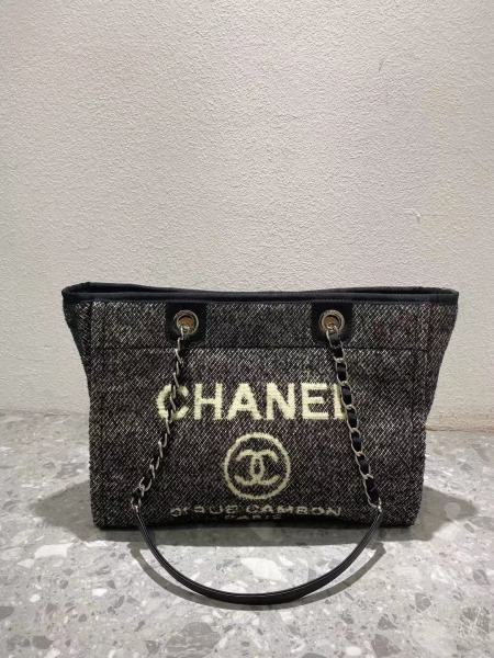  Handbag  Chanel  𝐀𝐒𝟔𝟔𝟗𝟒𝟏 size  𝟑4 cm