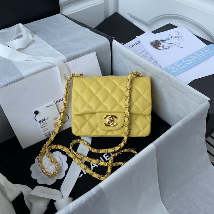  Handbag  Chanel  size  17 cm