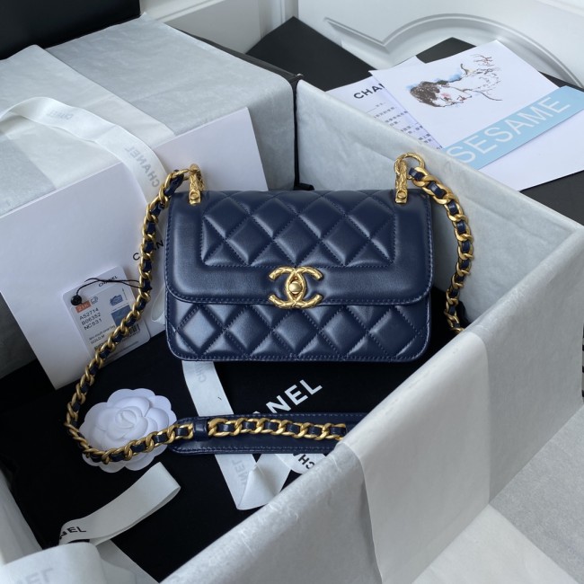 Handbag  Chanel   AS2714  size  12×20×6 cm