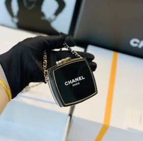  Handbag  Chanel  size  8*8*4  Cm  