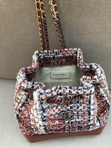 Handbag Chanel 94485  size 20×10×22 cm