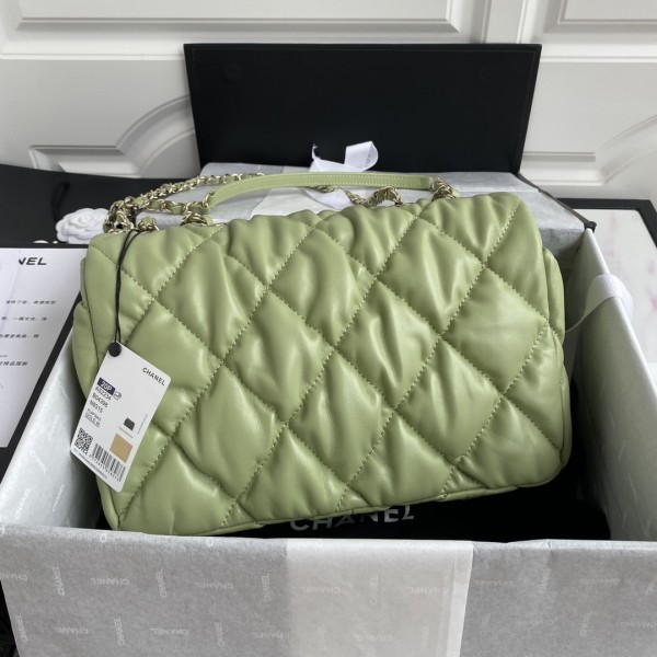  Handbag  Chanel   AS2234 size  20×29.5×12.5 cm