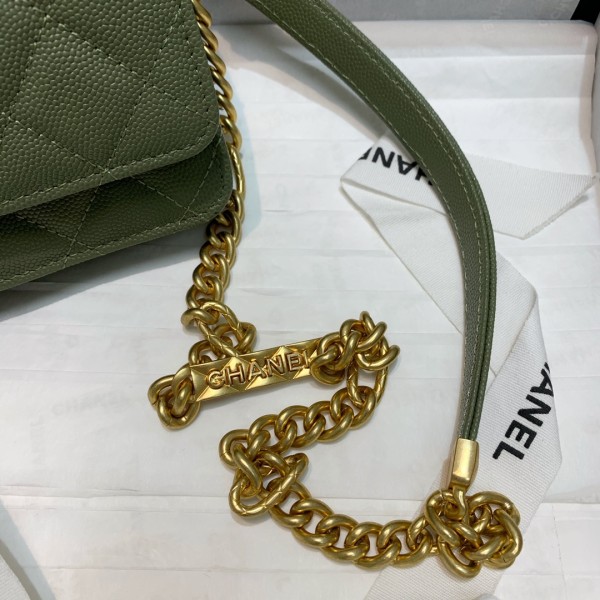  Handbag  Chanel 81153  size  19 cm