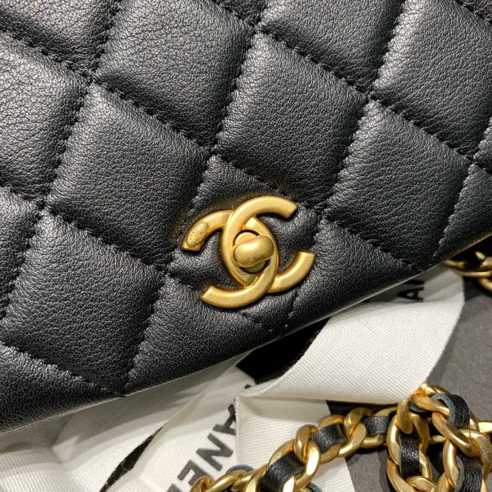  Handbag Chanel AP2358  size  19 4 10 cm