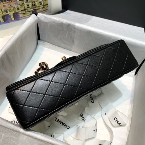  Handbag  Chanel  112 size 25 cm