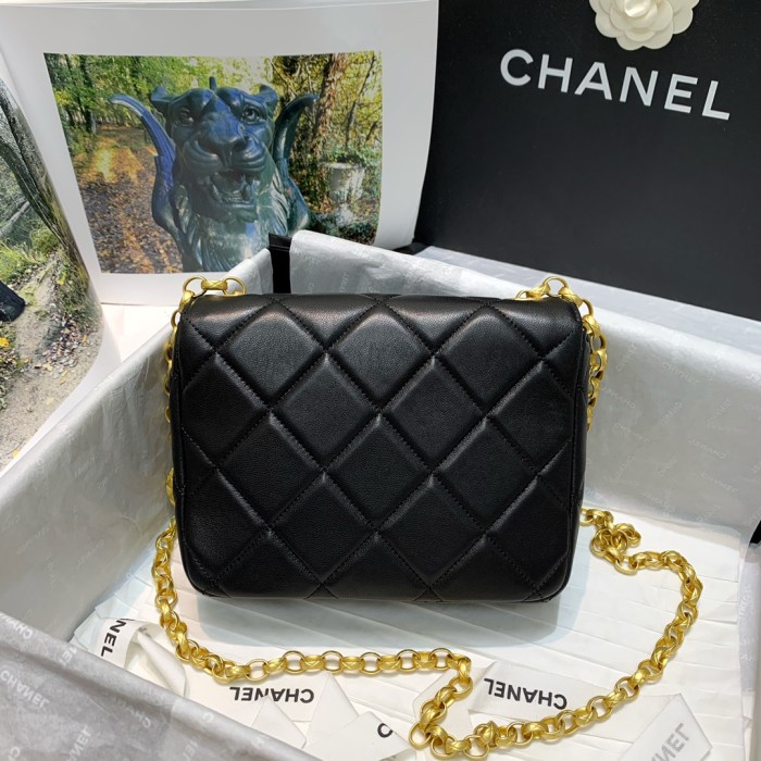  Handbag  Chanel AS2693 size  20 6.5 14.5 cm