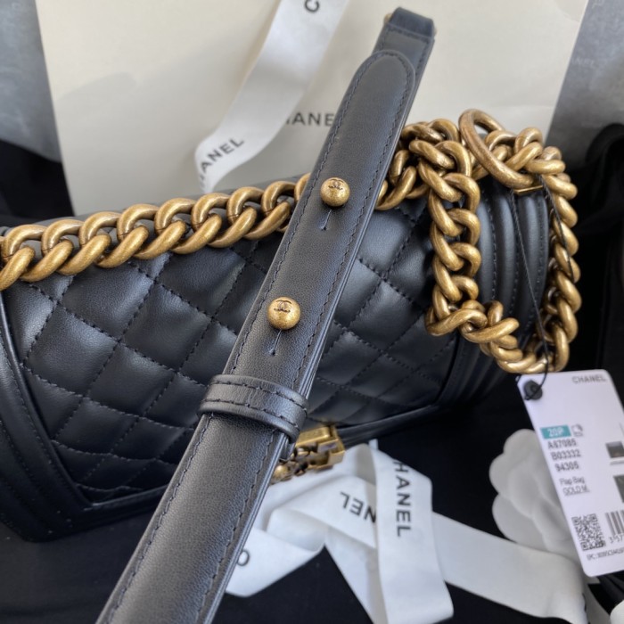  Handbag Chanel  size  20 cm