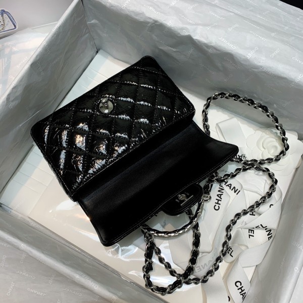  Handbag Chanel AS1665 size  18 5 11 cm