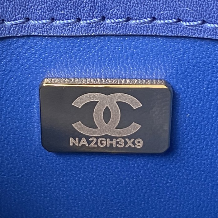 Handbag  Chanel  AS2680 size  21*15*8 cm