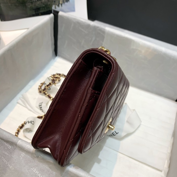 CHANEL Shoulder Bags A80982-Y04059-N9317 size 19.2*3.5*12.3 cm