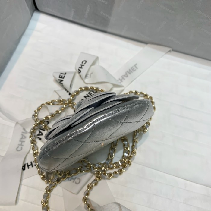  Handbag  Chanel 82121  size  11 11 2 cm