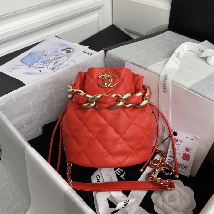  Handbag  Chanel AS2390  size  19*16*13 cm